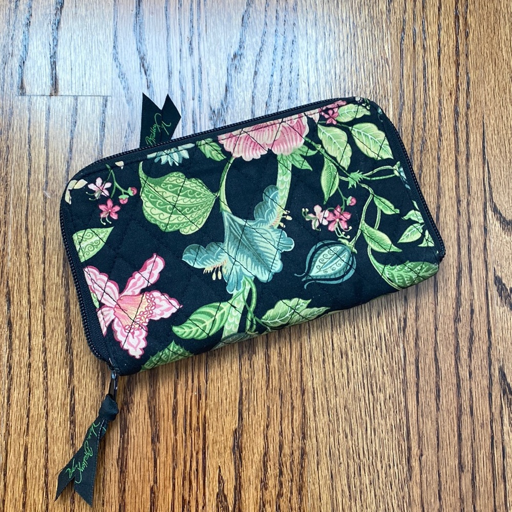 Vera Bradley - Botanical Floral (retired) Zip Wallet